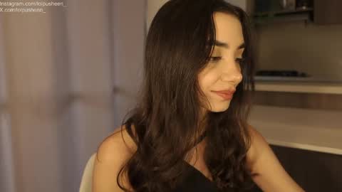 Snapshot of juliette_dee chatting on April 28, 2026, 9:42 pm Juliette Dee online show from April 28, 2026, 9:42 pm