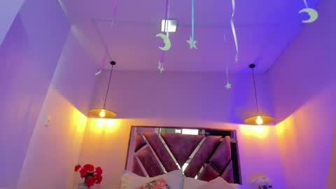 Snapshot of juliette_leroyy chatting on February 24, 2026, 7:34 pm juli online show from February 24, 2026, 7:34 pm