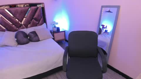 Snapshot of juliette_leroyy chatting on May 23, 2026, 7:29 pm juli online show from May 23, 2026, 7:29 pm