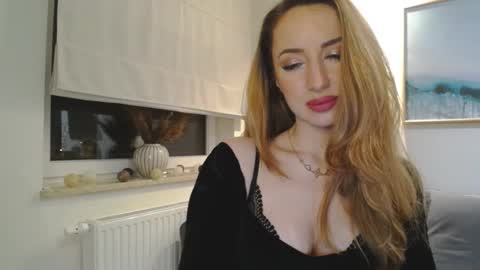 JulietteSensual online show from February 13, 2025, 6:59 pm