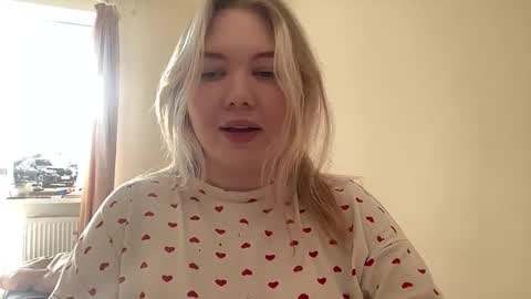 Julie online show from March 13, 2026, 12:23 pm