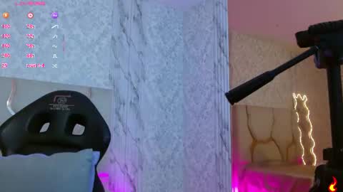juliieta_tay online show from July 7, 2026, 3:09 am