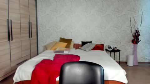 Snapshot of julissweet chatting on January 20, 2025, 1:42 pm Asmodeus online show from January 20, 2025, 1:42 pm