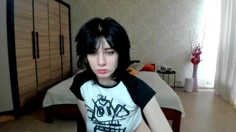 Snapshot of julissweet chatting on February 3, 2025, 7:51 am Asmodeus online show from February 3, 2025, 7:51 am