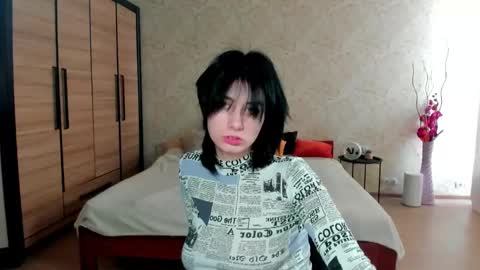 Snapshot of julissweet chatting on February 8, 2025, 7:37 am Asmodeus online show from February 8, 2025, 7:37 am