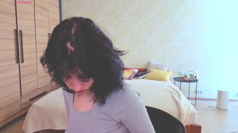 Snapshot of julissweet chatting on September 19, 2025, 6:59 am Asmodeus online show from September 19, 2025, 6:59 am