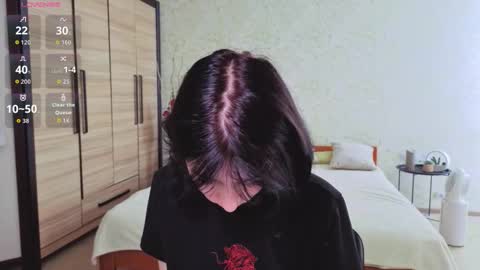 Snapshot of julissweet chatting on October 19, 2025, 6:47 am Asmodeus online show from October 19, 2025, 6:47 am