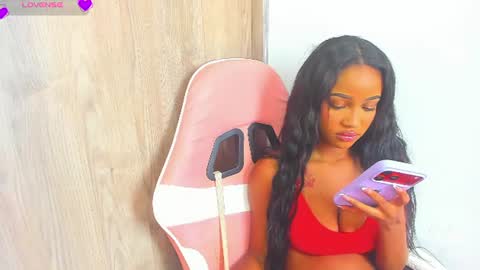 julitpink online show from June 24, 2026, 7:57 pm
