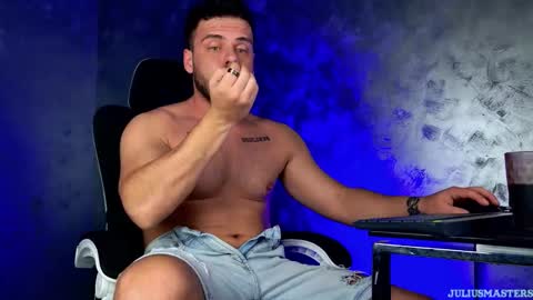 JULiUS   online show from February 21, 2026, 1:28 am