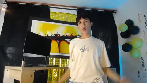 jullian online show from March 13, 2026, 7:20 pm