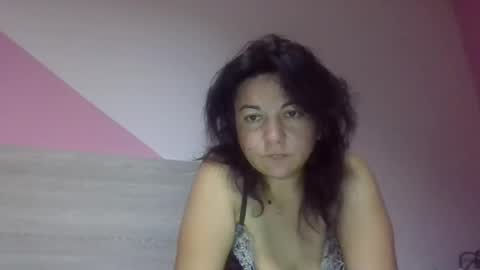 Caitlyn online show from October 22, 2025, 12:55 am