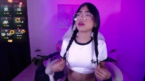 Snapshot of jully_dreams chatting on May 25, 2026, 6:25 pm July online show from May 25, 2026, 6:25 pm