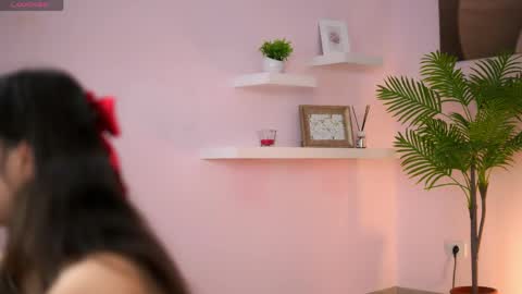 Snapshot of jullyfox chatting on May 3, 2026, 10:43 am Foxy online show from May 3, 2026, 10:43 am