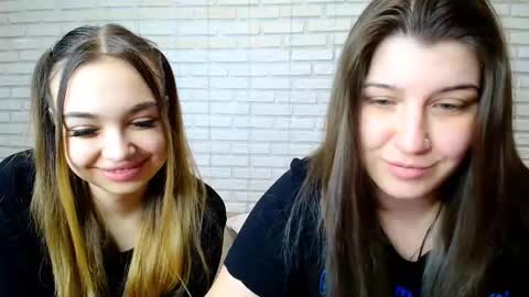 Snapshot of jullymood chatting on February 7, 2026, 12:53 pm DoubleCherry online show from February 7, 2026, 12:53 pm