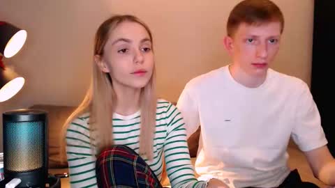 sweet online show from November 22, 2025, 9:58 pm