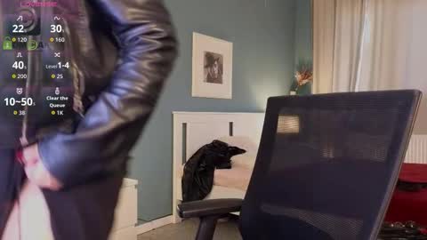 Snapshot of julya_parker chatting on November 12, 2025, 9:42 am Julya Mistress online show from November 12, 2025, 9:42 am