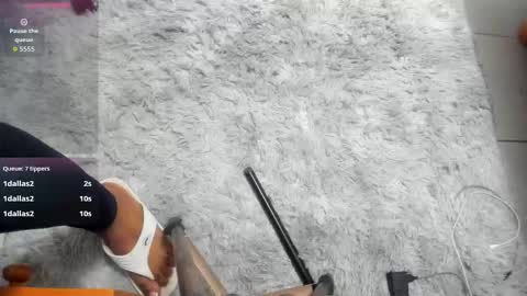 Snapshot of julyssa_sanders chatting on November 27, 2025, 5:15 pm July online show from November 27, 2025, 5:15 pm