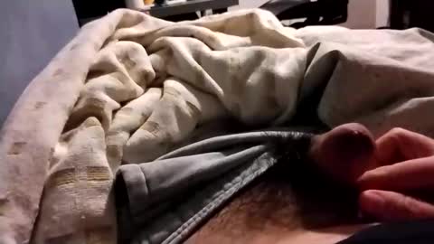 Snapshot of jumezee chatting on October 22, 2025, 1:22 pm Asian office boy online show from October 22, 2025, 1:22 pm