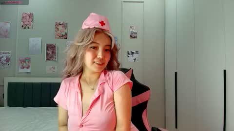 Kira online show from January 11, 2026, 7:08 pm