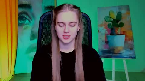 junewoods online show from April 9, 2026, 7:14 am