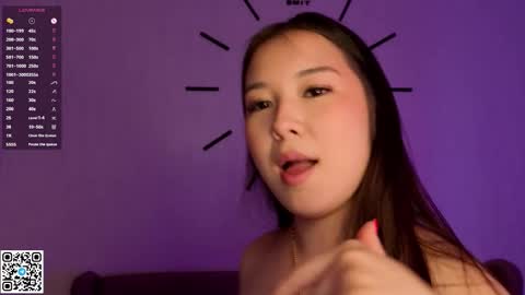 Snapshot of juniebogany chatting on November 9, 2025, 6:33 am Bella online show from November 9, 2025, 6:33 am