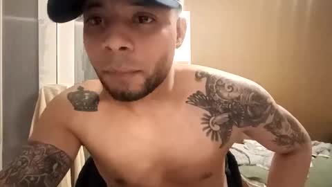 junior1033760 online show from April 3, 2026, 9:46 pm