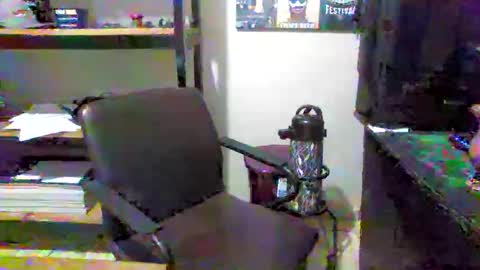 Snapshot of juniorextr_18_ chatting on November 19, 2025, 2:00 am juniorextr_18_ online show from November 19, 2025, 2:00 am