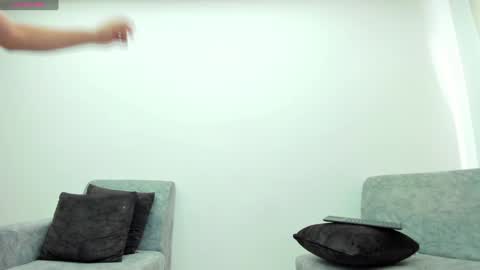 Junior online show from December 6, 2024, 9:46 pm