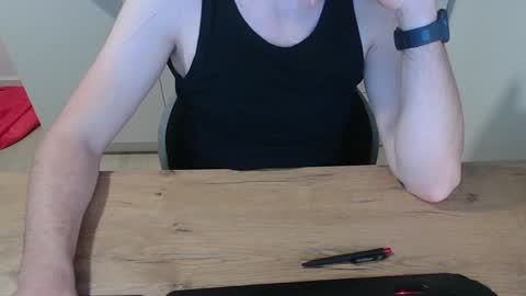 junk2711 online show from January 3, 2025, 9:15 am