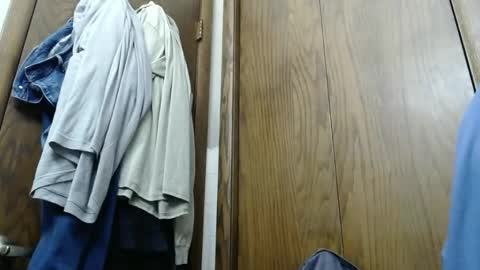 Snapshot of junk_yard_dog chatting on November 1, 2025, 1:35 pm Dave online show from November 1, 2025, 1:35 pm