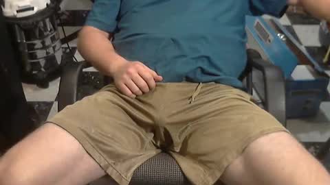 junkerdc1 online show from April 1, 2026, 7:00 pm