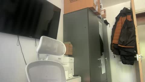 Snapshot of junky345 chatting on September 28, 2025, 2:00 pm Junky online show from September 28, 2025, 2:00 pm