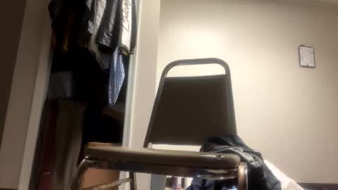 junosphboi online show from May 13, 2026, 6:44 am