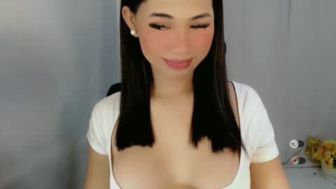 Julia online show from February 25, 2026, 9:19 am