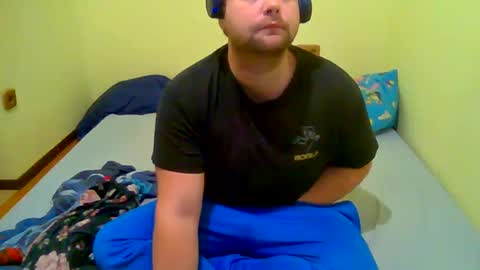 Snapshot of juriboo1510 chatting on December 4, 2024, 8:23 am juriboo1510 online show from December 4, 2024, 8:23 am