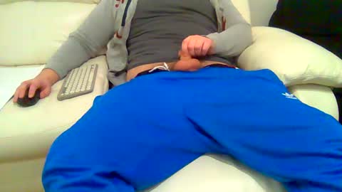 Snapshot of juriboo1510 chatting on December 26, 2024, 7:49 pm juriboo1510 online show from December 26, 2024, 7:49 pm