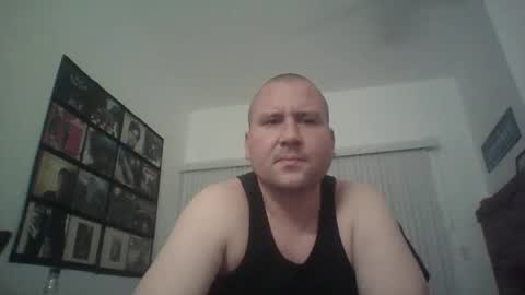 just1more5 online show from May 17, 2026, 1:36 am