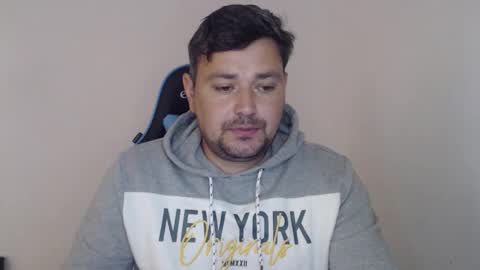 Alex online show from October 28, 2025, 11:14 am