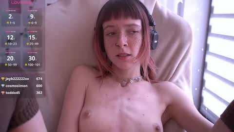 Julia online show from February 7, 2025, 12:39 pm