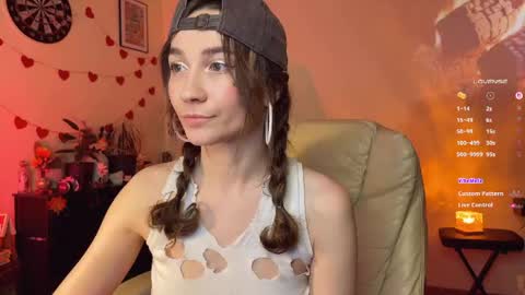 Jessica  I will be here on Tuesday November 26th online show from April 19, 2026, 6:07 pm