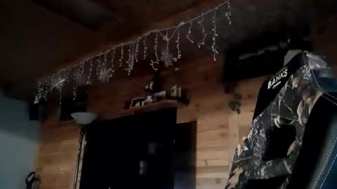 just_hangin_around online show from October 6, 2025, 3:53 pm