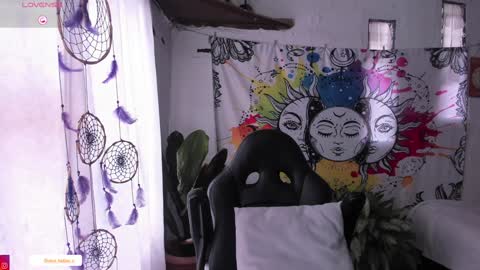 Snapshot of just_katiex chatting on February 6, 2025, 1:10 pm Sofia online show from February 6, 2025, 1:10 pm