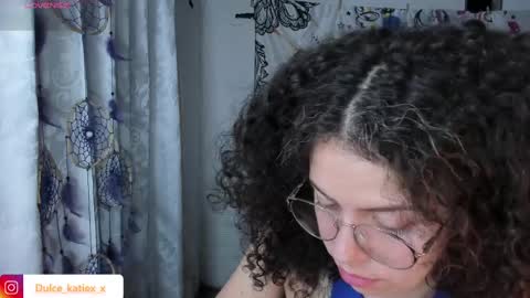 Snapshot of just_katiex chatting on February 28, 2025, 12:32 am Sofia online show from February 28, 2025, 12:32 am