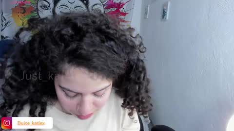 Sofia online show from April 5, 2026, 1:47 am