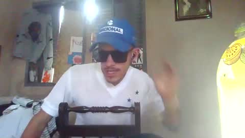 Snapshot of just_kisses chatting on August 9, 2026, 5:07 pm just_kisses online show from August 9, 2026, 5:07 pm
