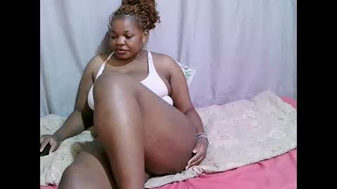 Snapshot of just_nana chatting on December 13, 2025, 9:31 pm just_nana online show from December 13, 2025, 9:31 pm