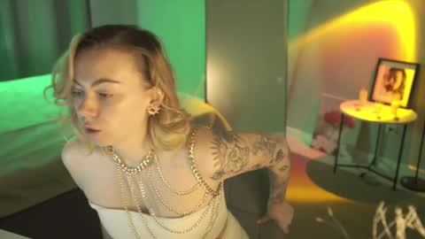 Snapshot of justbarbie chatting on February 1, 2025, 11:10 am Alexa online show from February 1, 2025, 11:10 am