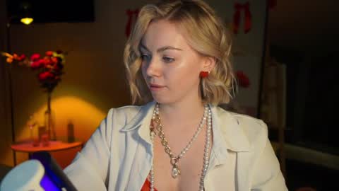 Snapshot of justbarbie chatting on February 14, 2025, 9:21 pm Alexa online show from February 14, 2025, 9:21 pm