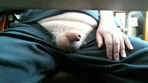 Snapshot of justhere2playagain chatting on January 31, 2025, 5:32 pm justhere2playagain online show from January 31, 2025, 5:32 pm