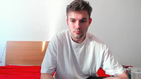 justin_badd online show from April 21, 2026, 4:23 pm